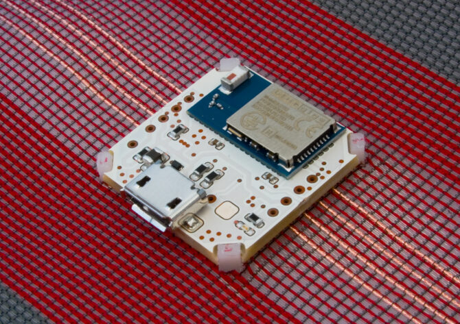 E-Textile hardware